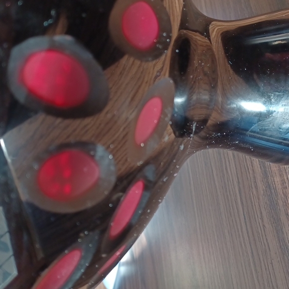 Red glass pedestal fruit bowl, approx 11" dia, 7" tall, etched ovals - Picture 2 of 7